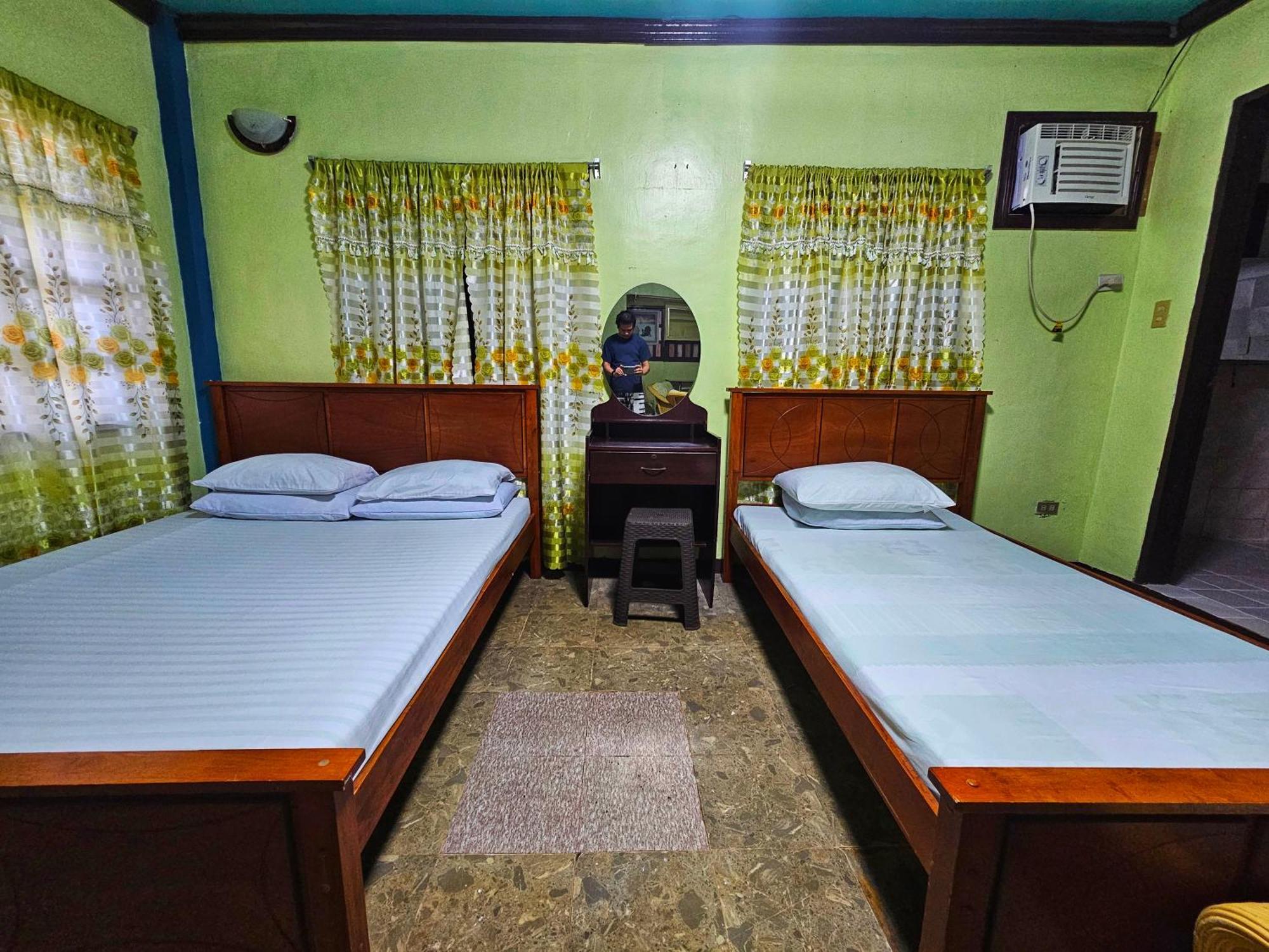 Bohol Sea Breeze Cottages And Resort Tawala  Екстериор снимка