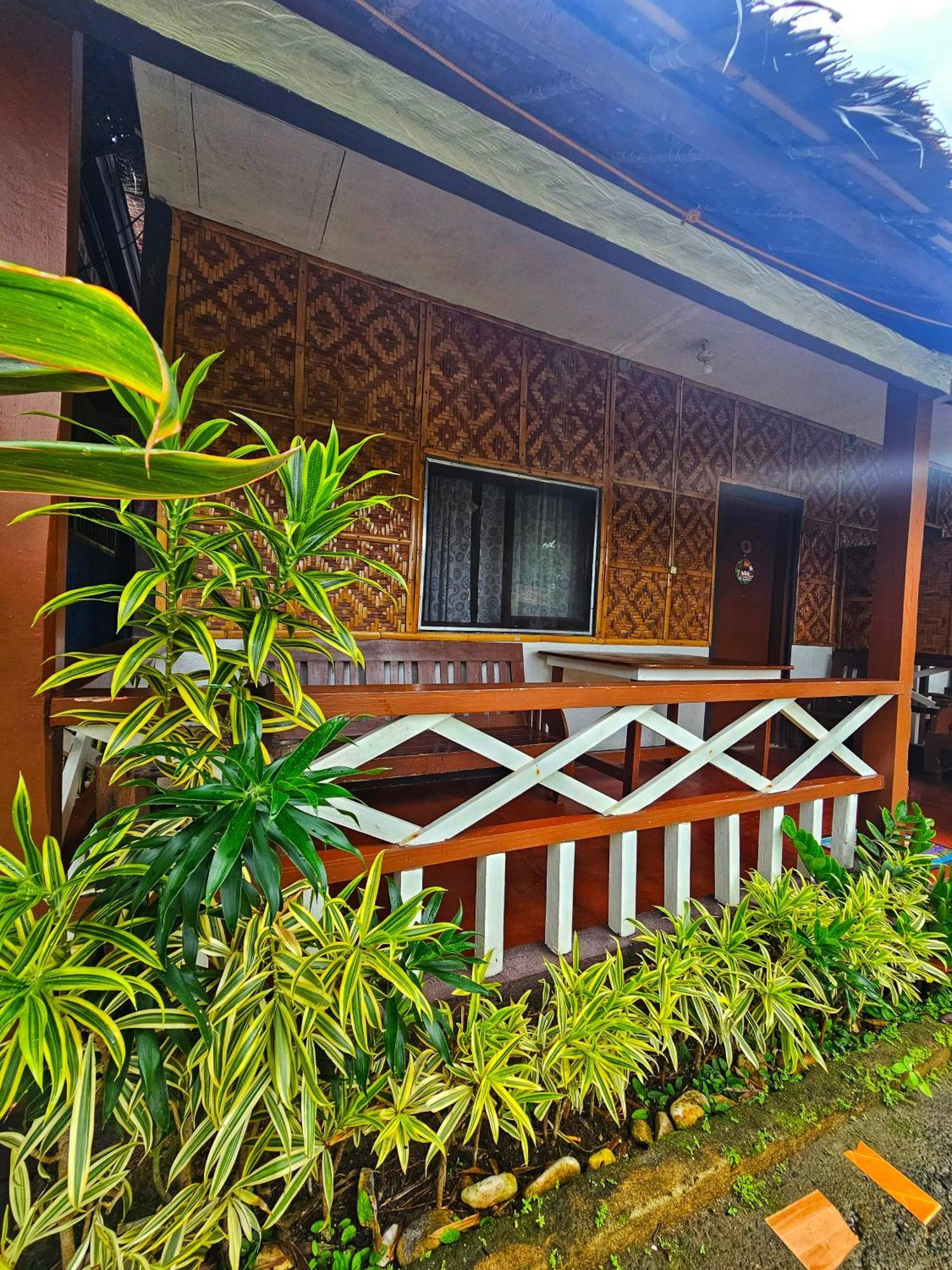 Bohol Sea Breeze Cottages And Resort Tawala  Екстериор снимка